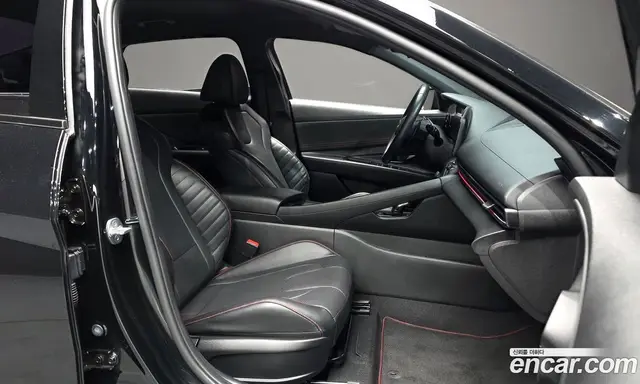 Hyundai Avante 2021 1.6 автомат (гидро), миниатюра 11