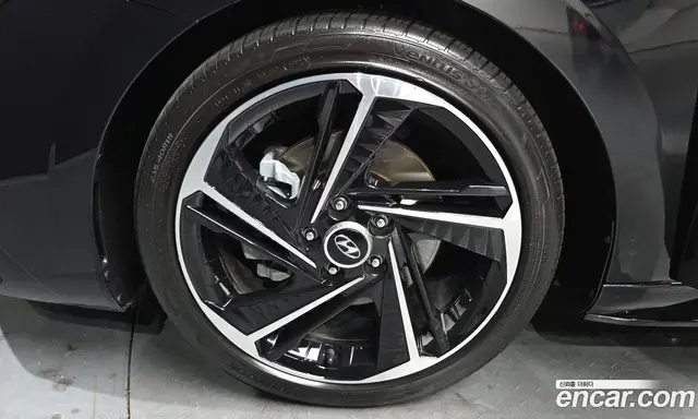 Hyundai Avante 2021 1.6 автомат (гидро), миниатюра 5