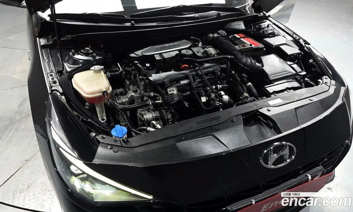 Hyundai Avante 2021 1.6 автомат (гидро), фото 6