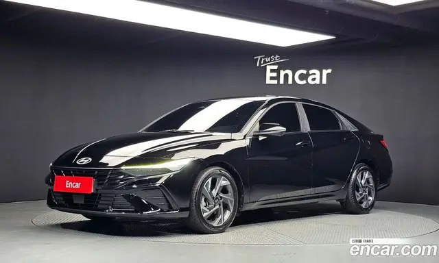 Hyundai Avante 2023 1.6 автомат (гидро), миниатюра 1