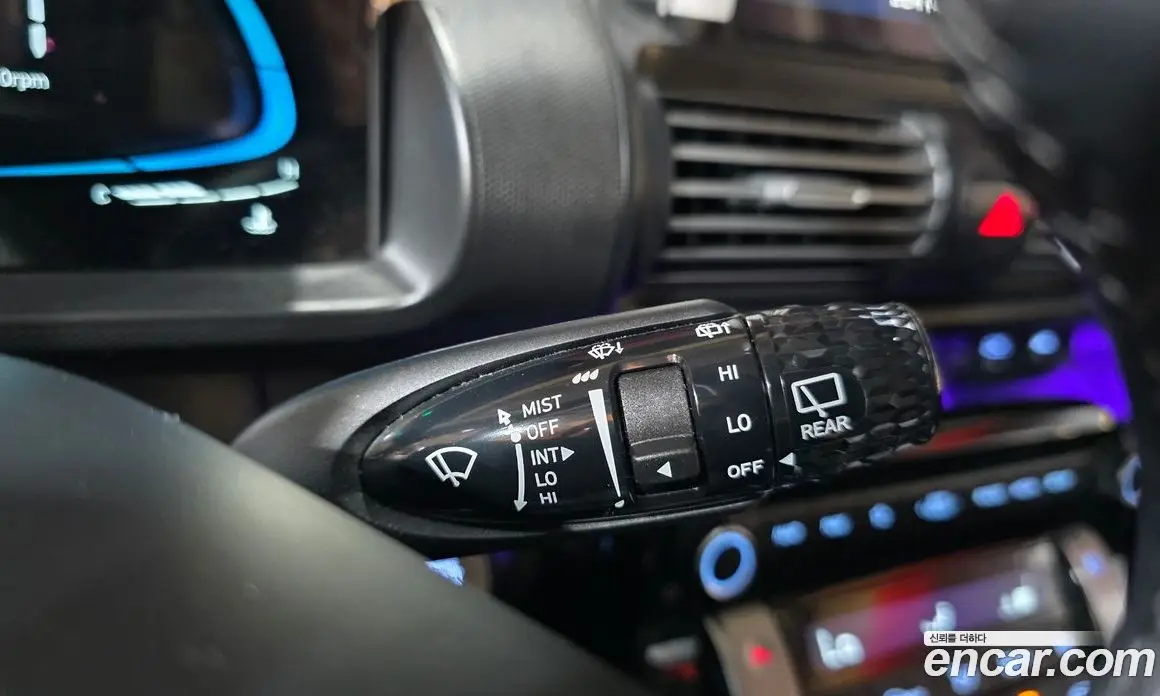Hyundai Casper 2024 1.0 автомат (гидро), фото 27