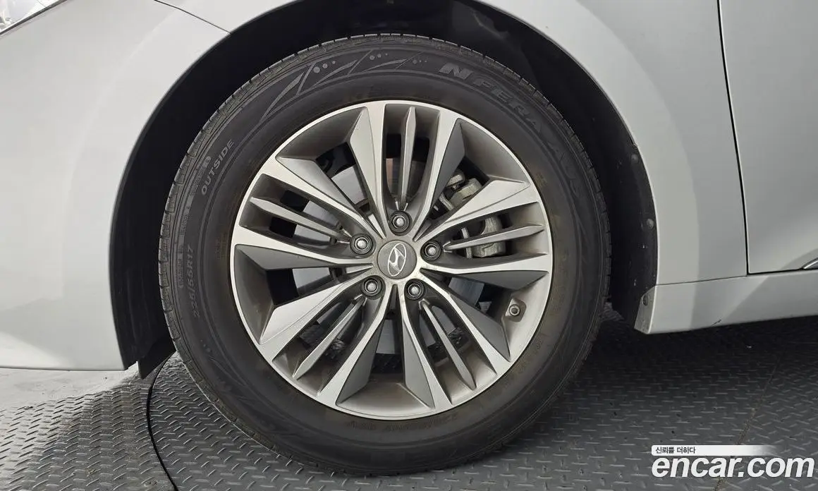 Hyundai Grandeur 2014 2.4 автомат (гидро), фото 5