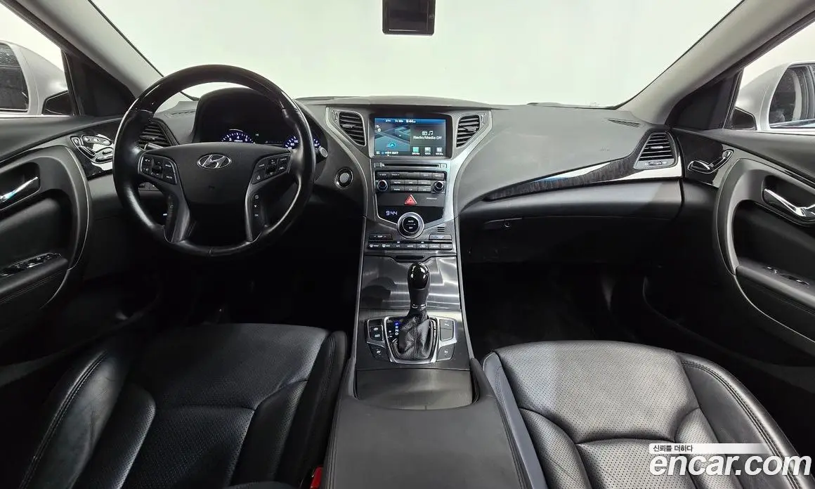 Hyundai Grandeur 2014 2.4 автомат (гидро), фото 7
