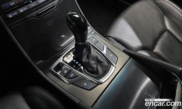Hyundai Grandeur 2014 2.4 автомат (гидро), миниатюра 9