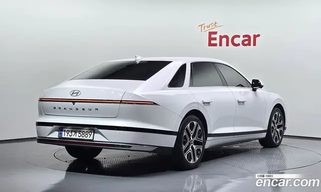 Hyundai Grandeur 2024 1.6 автомат (гидро), миниатюра 2