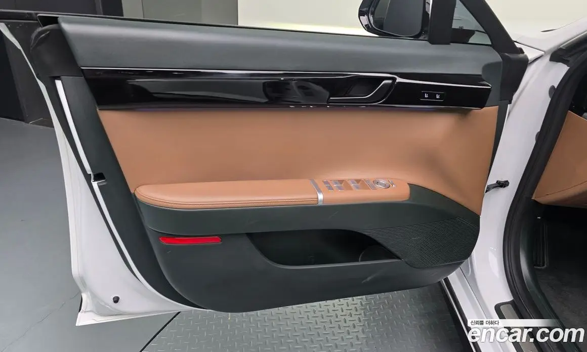 Hyundai Grandeur 2024 1.6 автомат (гидро), фото 14