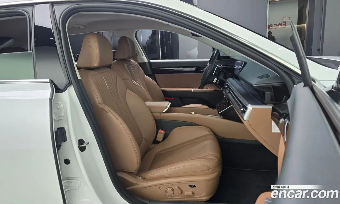 Hyundai Grandeur 2024 1.6 автомат (гидро), фото 16
