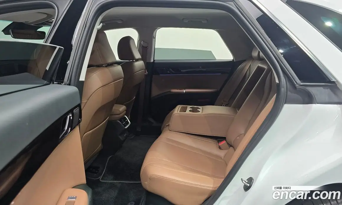 Hyundai Grandeur 2024 1.6 автомат (гидро), фото 17