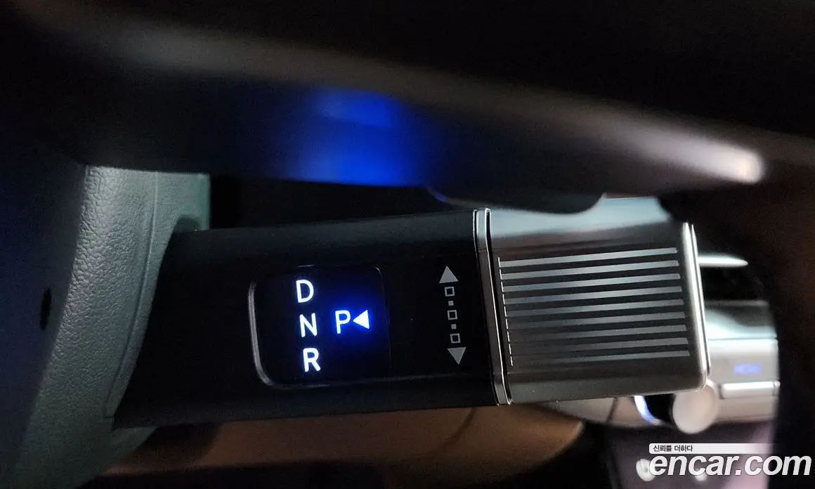 Hyundai Grandeur 2024 1.6 автомат (гидро), фото 12