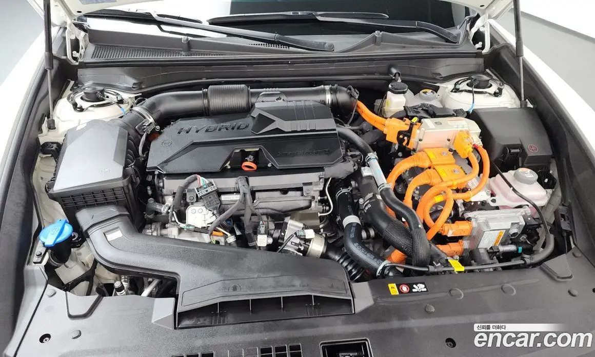 Hyundai Grandeur 2024 1.6 автомат (гидро), фото 6