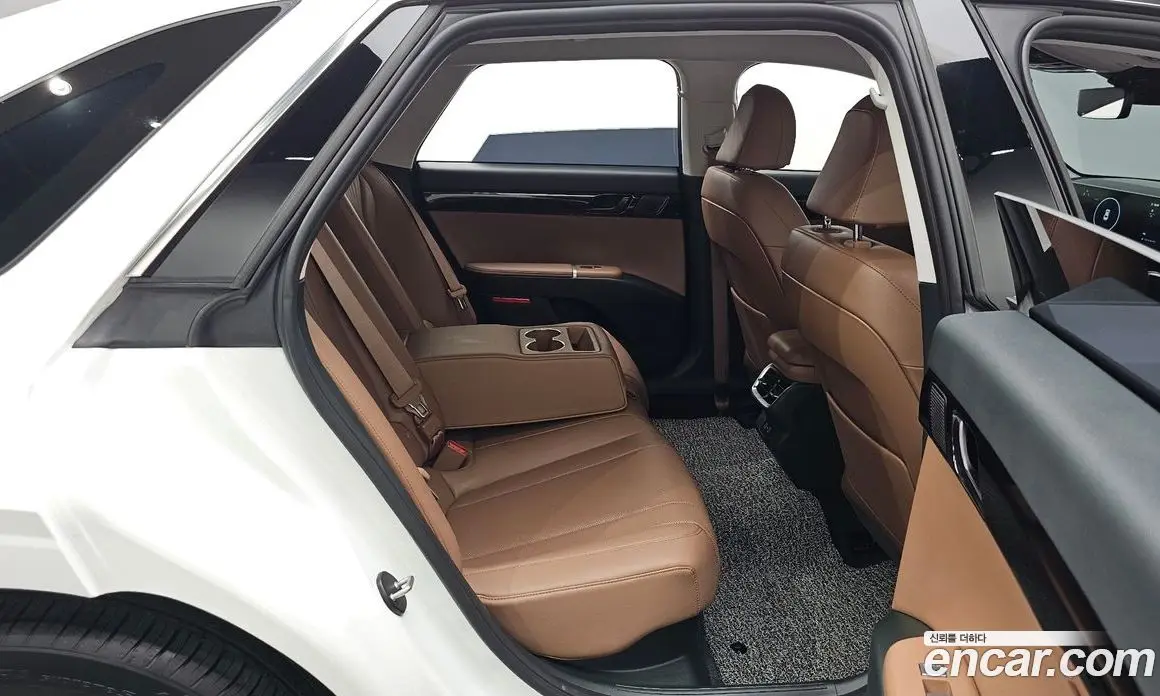 Hyundai Grandeur 2024 1.6 автомат (гидро), фото 16