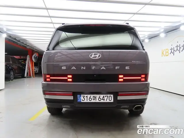 Hyundai Santa Fe 2024 2.5 автомат (гидро), миниатюра 4 Hyundai Santa Fe 2024 2.5 автомат (гидро), миниатюра 4