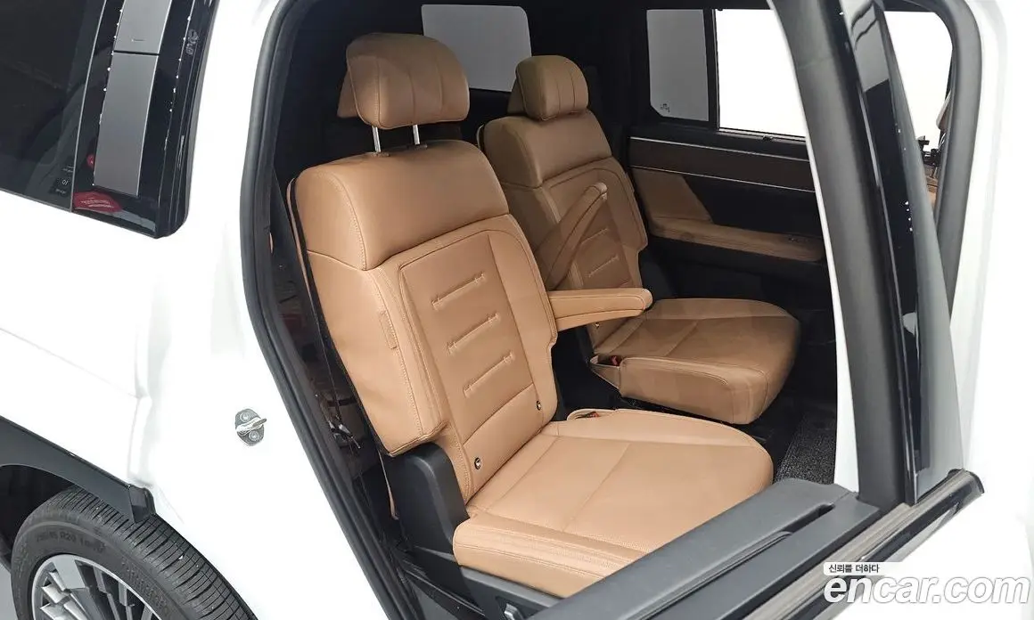 Hyundai Santa Fe 2025 1.6 автомат (гидро), фото 16