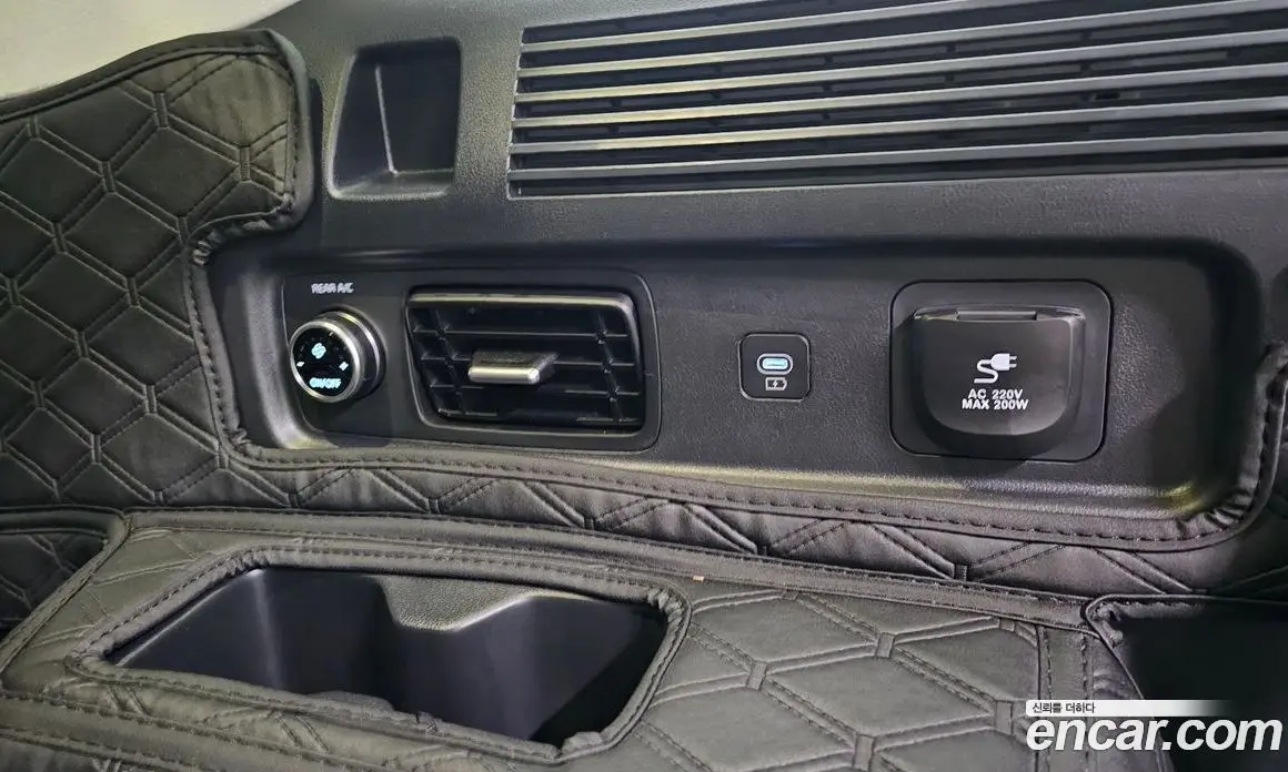 Hyundai Santa Fe 2025 1.6 автомат (гидро), фото 27
