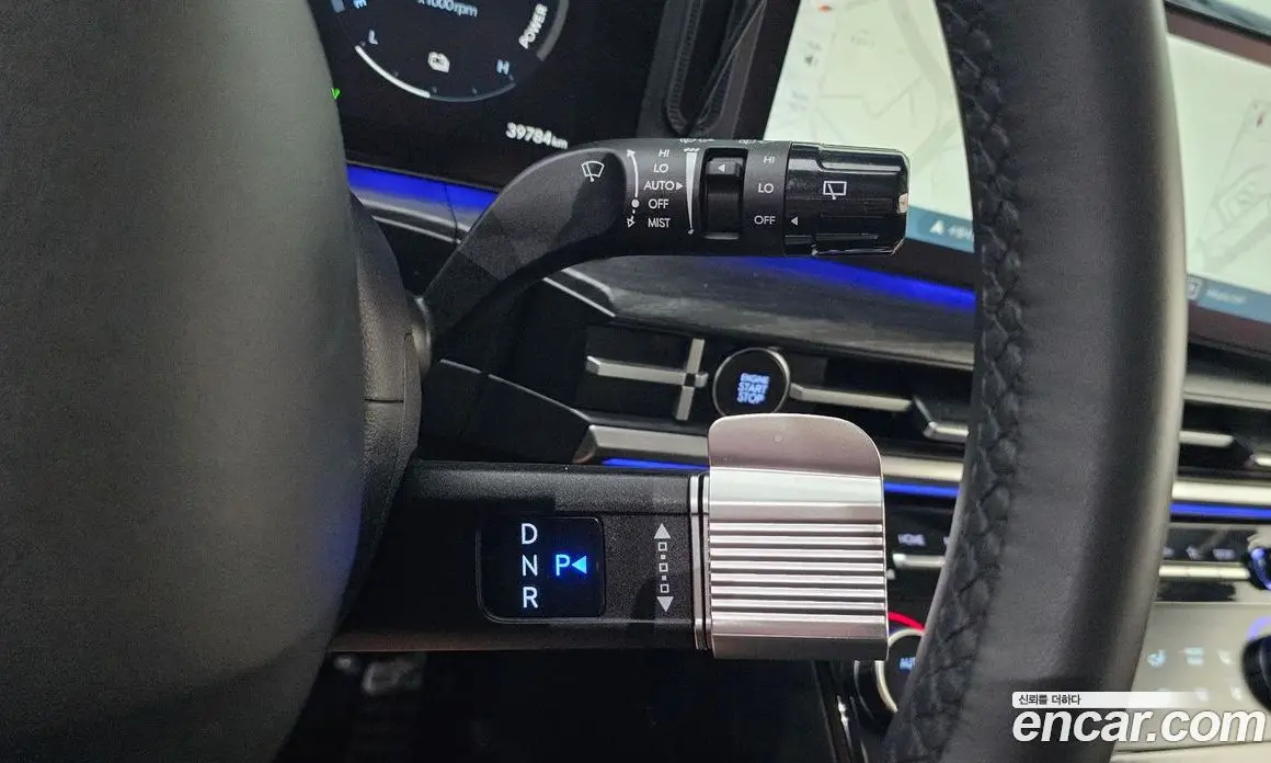 Hyundai Santa Fe 2025 1.6 автомат (гидро), фото 28