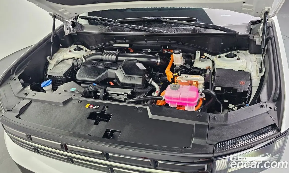 Hyundai Santa Fe 2025 1.6 автомат (гидро), фото 5