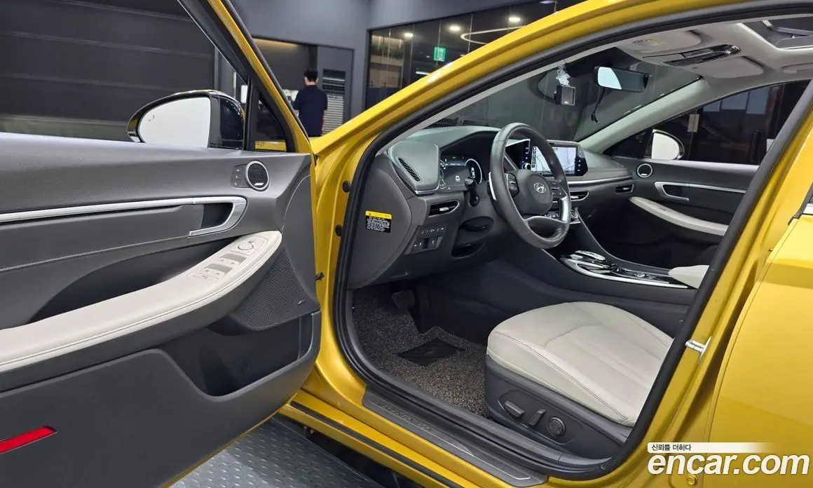 Hyundai Sonata 2019 2.0 автомат (гидро), фото 13