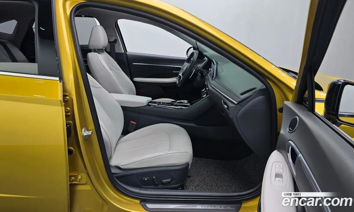 Hyundai Sonata 2019 2.0 автомат (гидро), фото 17