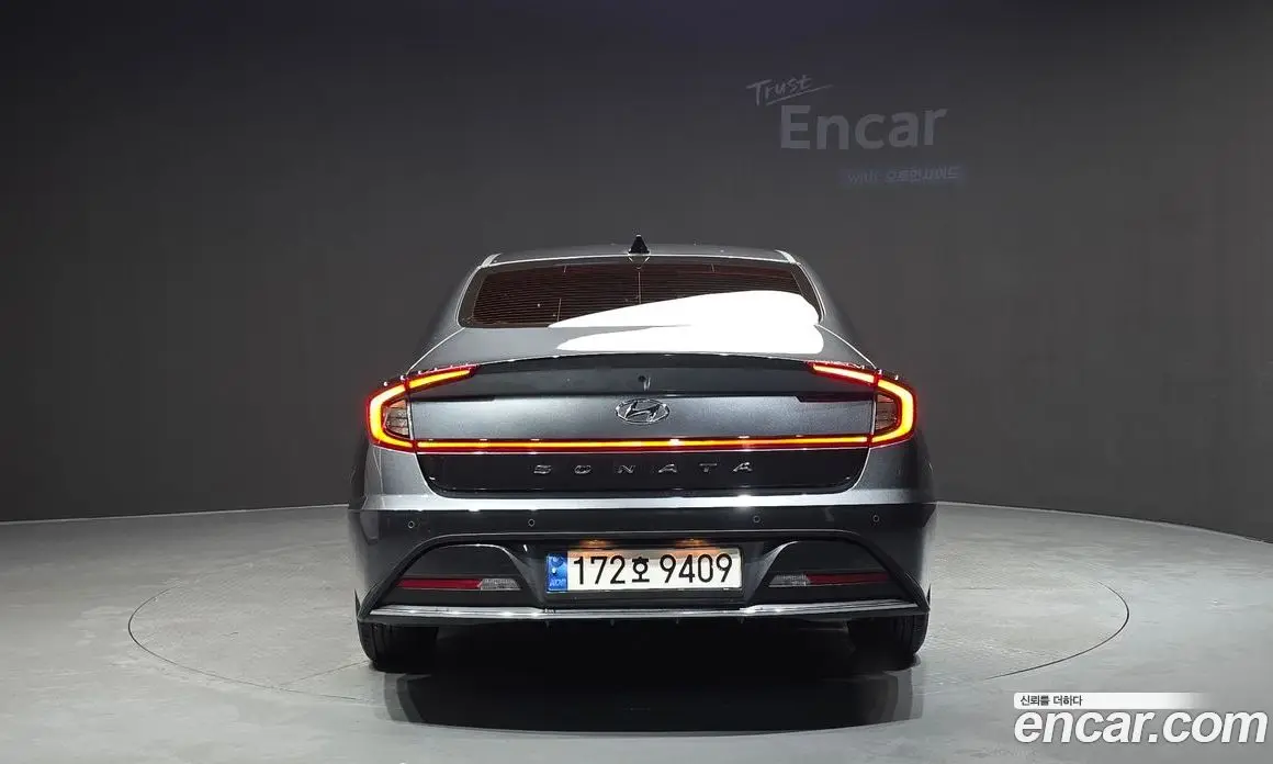 Hyundai Sonata 2022 2.0 автомат (гидро), фото 4