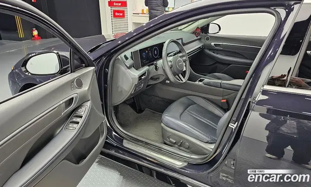 Hyundai Sonata 2024 1.6 автомат (гидро), миниатюра 11
