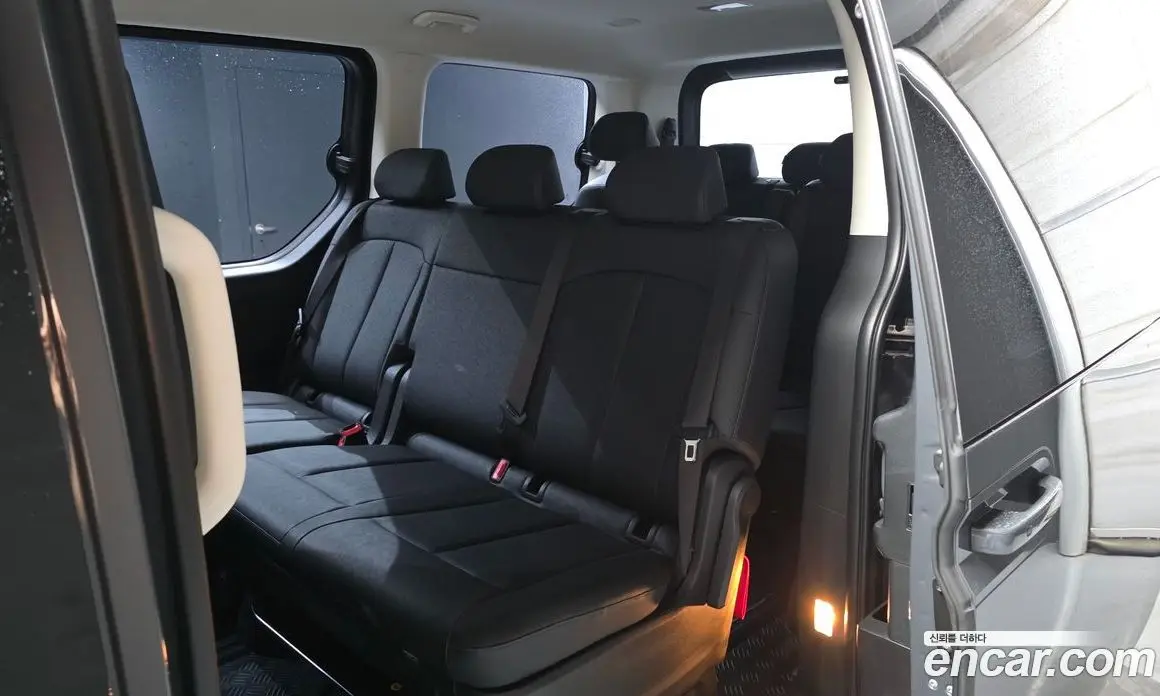 Hyundai Staria 2026 1.6 автомат (гидро), фото 18