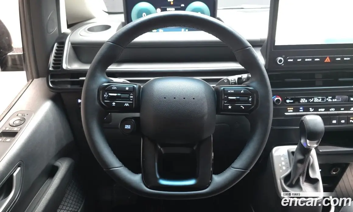 Hyundai Staria 2026 1.6 автомат (гидро), фото 19