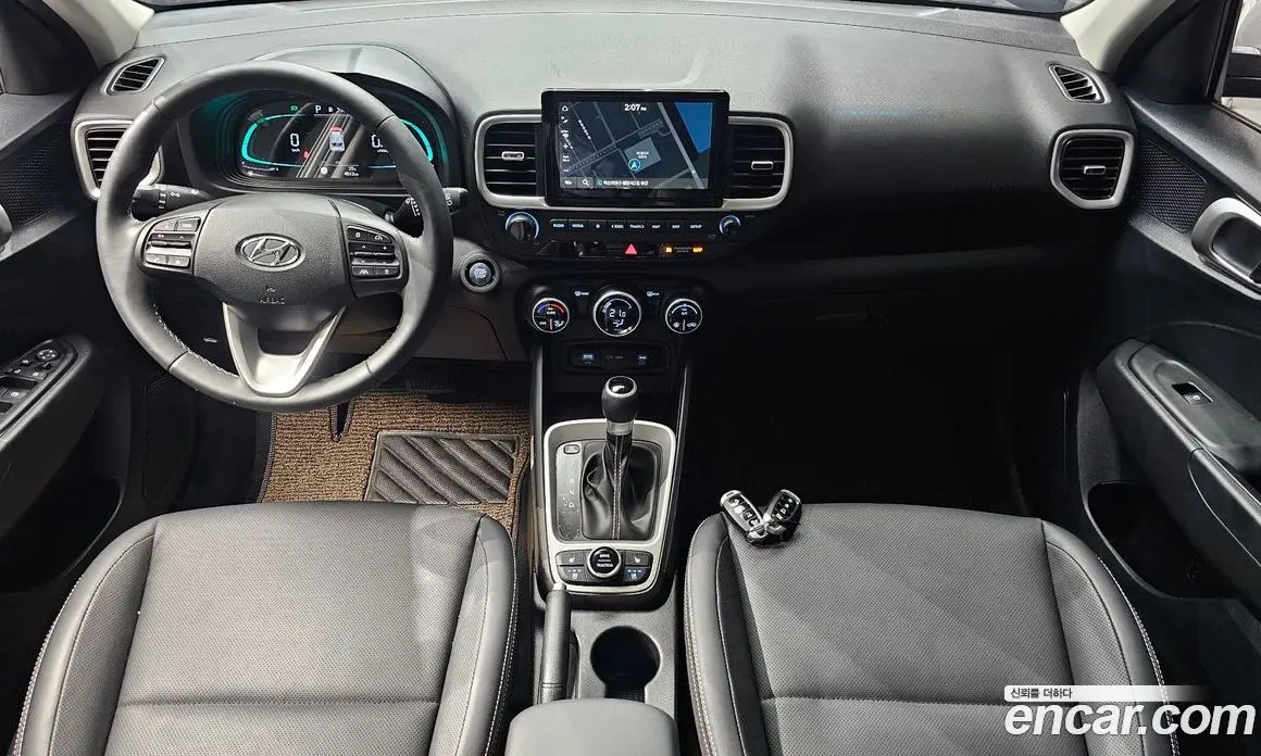 Hyundai Venue 2025 1.6 автомат (гидро), фото 7