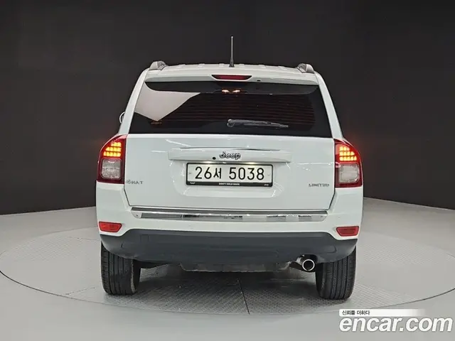 Jeep Compass 2014 2.4 автомат (гидро), миниатюра 3