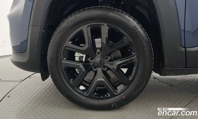 Jeep Renegade 2023 1.3 автомат (гидро), миниатюра 4