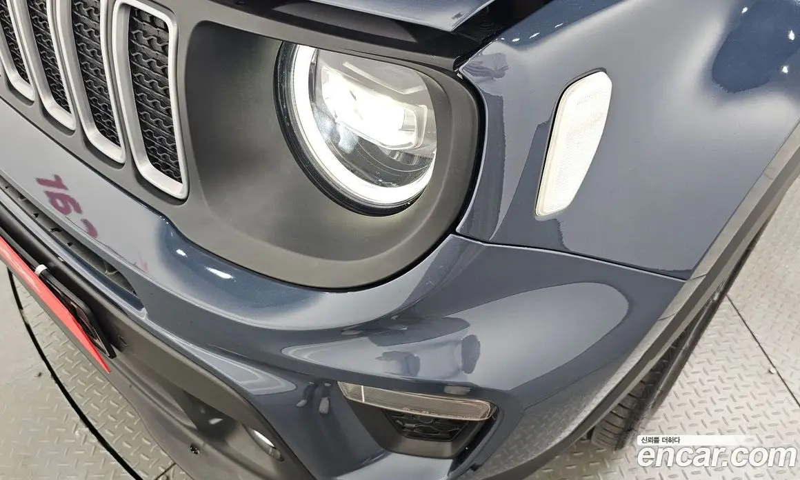 Jeep Renegade 2023 1.3 автомат (гидро), фото 7