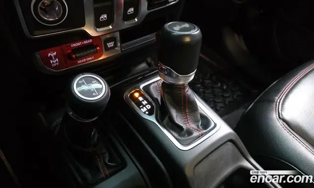 Jeep Wrangler 2020 2.0 автомат (гидро), миниатюра 9
