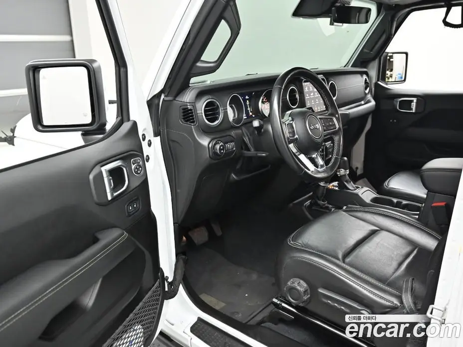 Jeep Wrangler 2022 2.0 автомат (гидро), фото 11