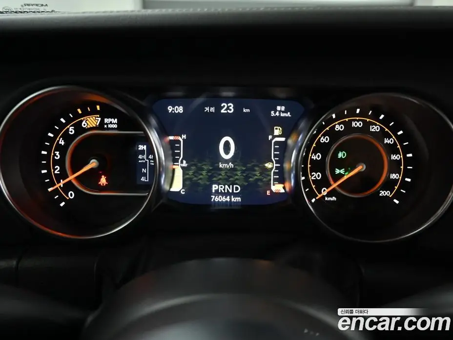 Jeep Wrangler 2022 2.0 автомат (гидро), фото 8