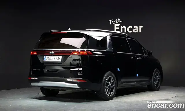 Kia Carnival 2021 2.2 автомат (гидро), миниатюра 2
