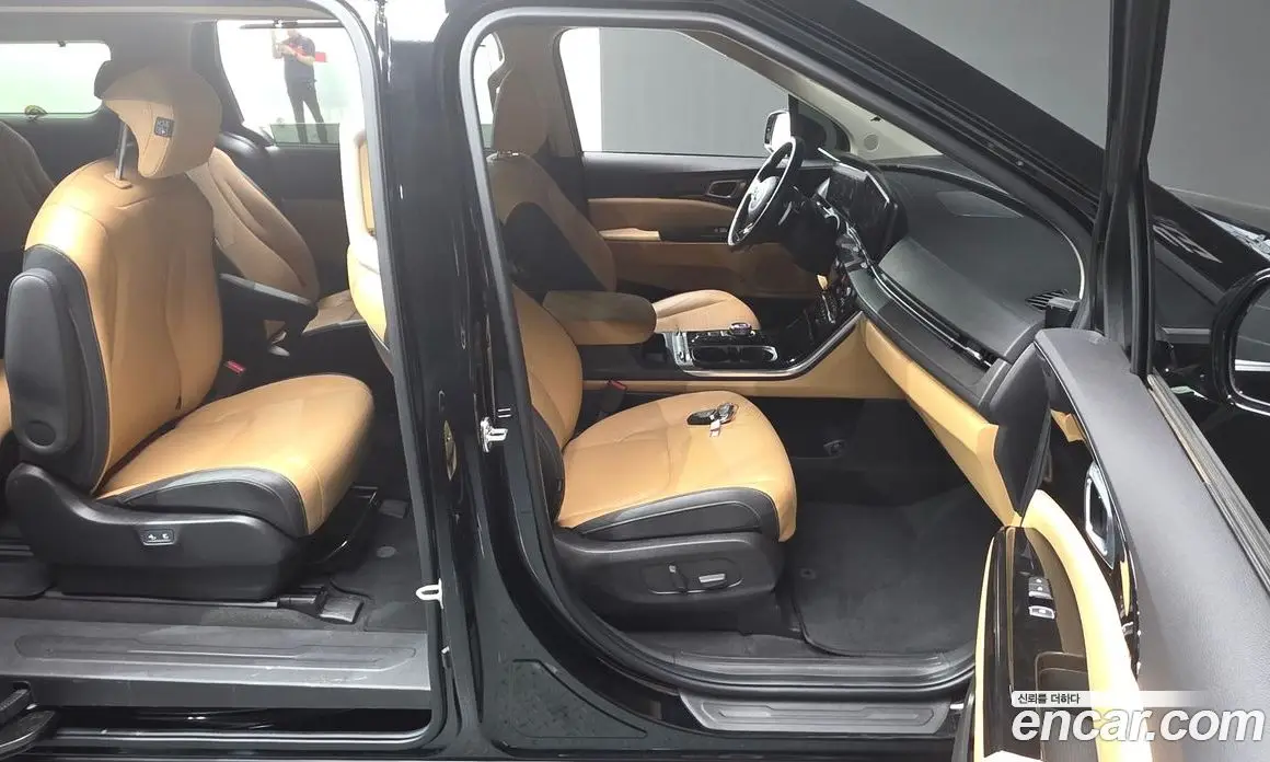 Kia Carnival 2021 2.2 автомат (гидро), фото 16