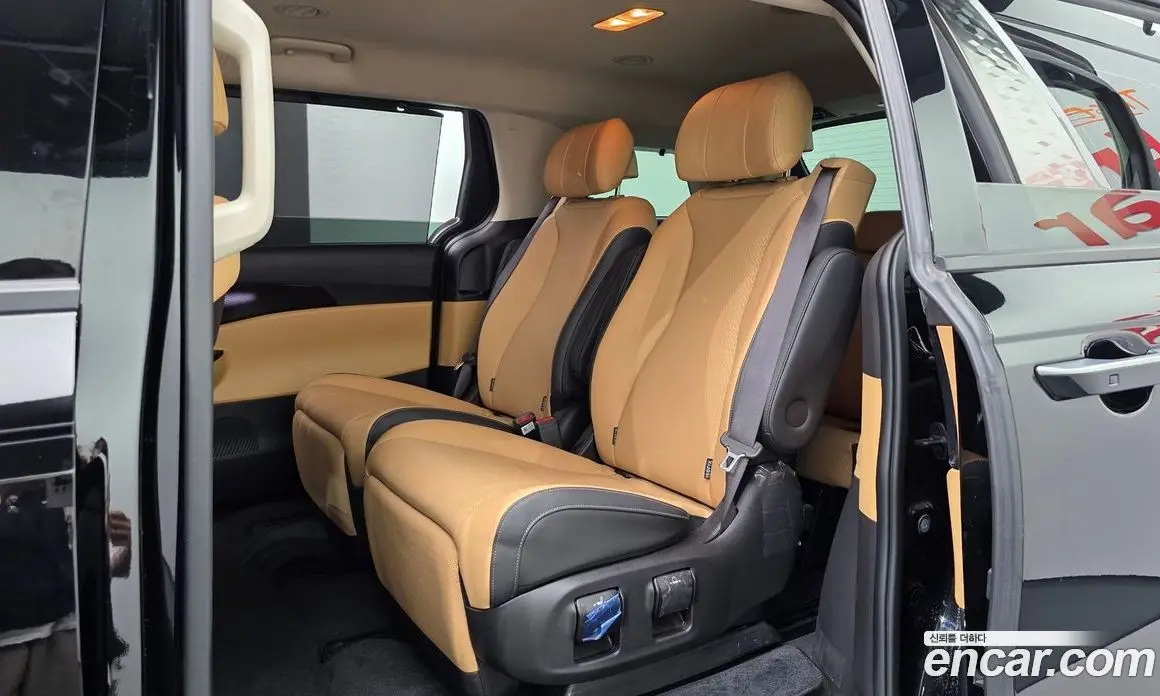 Kia Carnival 2022 2.2 автомат (гидро), фото 18