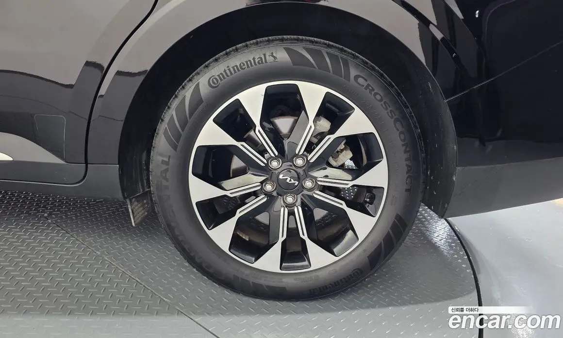 Kia Carnival 2022 2.2 автомат (гидро), фото 7