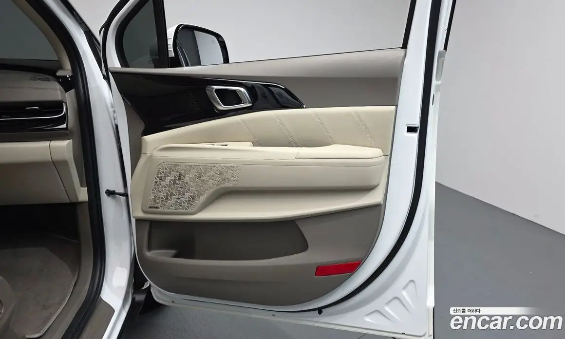 Kia Carnival 2024 3.5 автомат (гидро), фото 13