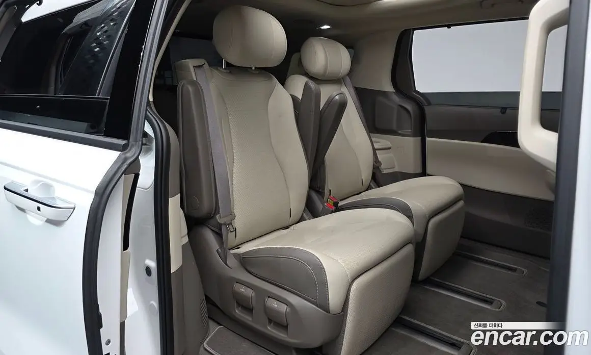 Kia Carnival 2024 3.5 автомат (гидро), фото 16