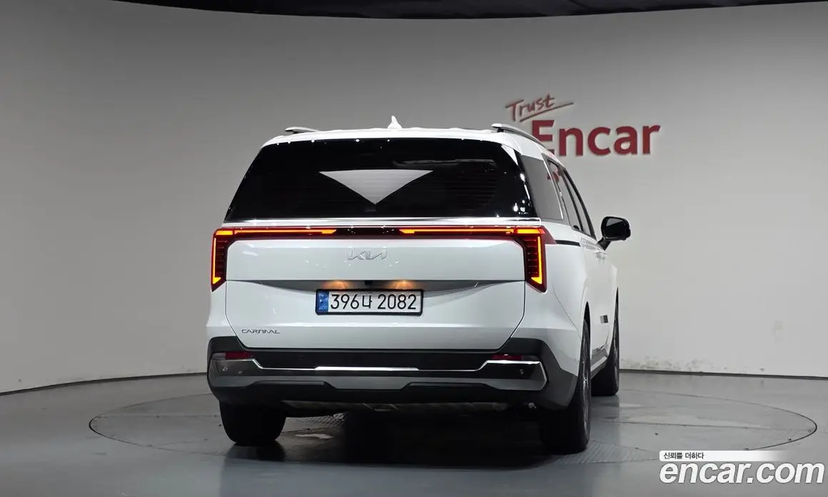 Kia Carnival 2024 3.5 автомат (гидро), фото 3