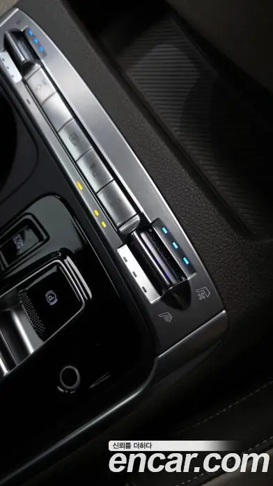 Kia Carnival 2024 3.5 автомат (гидро), фото 37