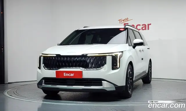 Kia Carnival 2024 2.2 автомат (гидро), миниатюра 3