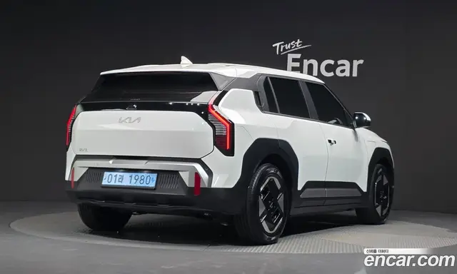 Kia EV3 2025 0.2 автомат (гидро), миниатюра 2