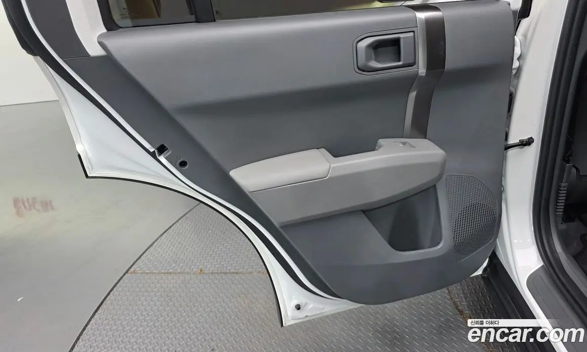 Kia EV3 2025 0.2 автомат (гидро), фото 15