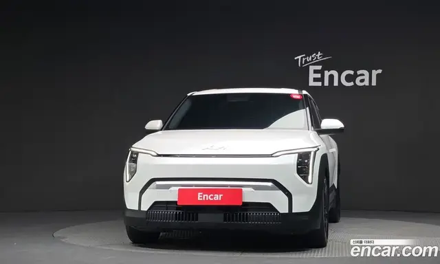 Kia EV3 2025 0.2 автомат (гидро), миниатюра 3