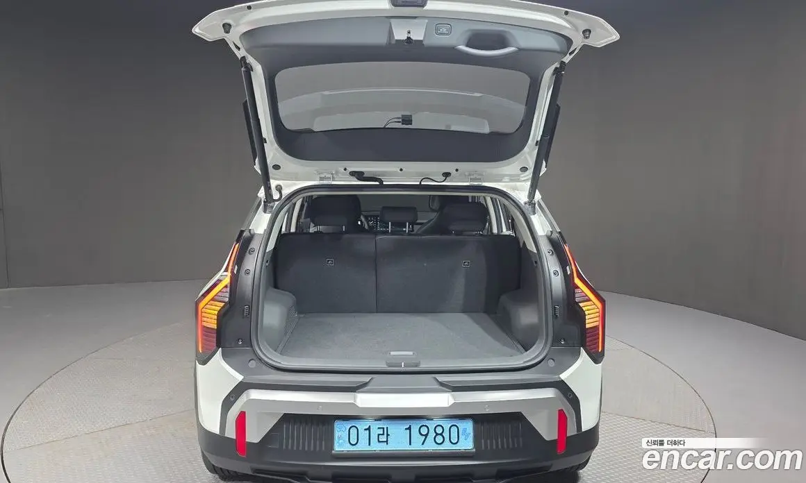 Kia EV3 2025 0.2 автомат (гидро), фото 31