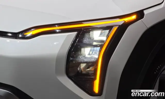 Kia EV3 2025 0.2 автомат (гидро), миниатюра 8
