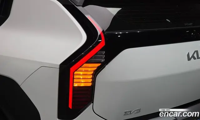 Kia EV3 2025 0.2 автомат (гидро), миниатюра 9