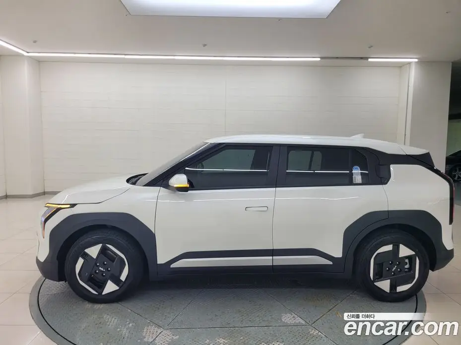 Kia EV3 2026 0.1 автомат (гидро), фото 20