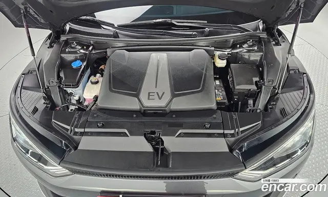 Kia EV6 2022 0.1 автомат (гидро), миниатюра 6